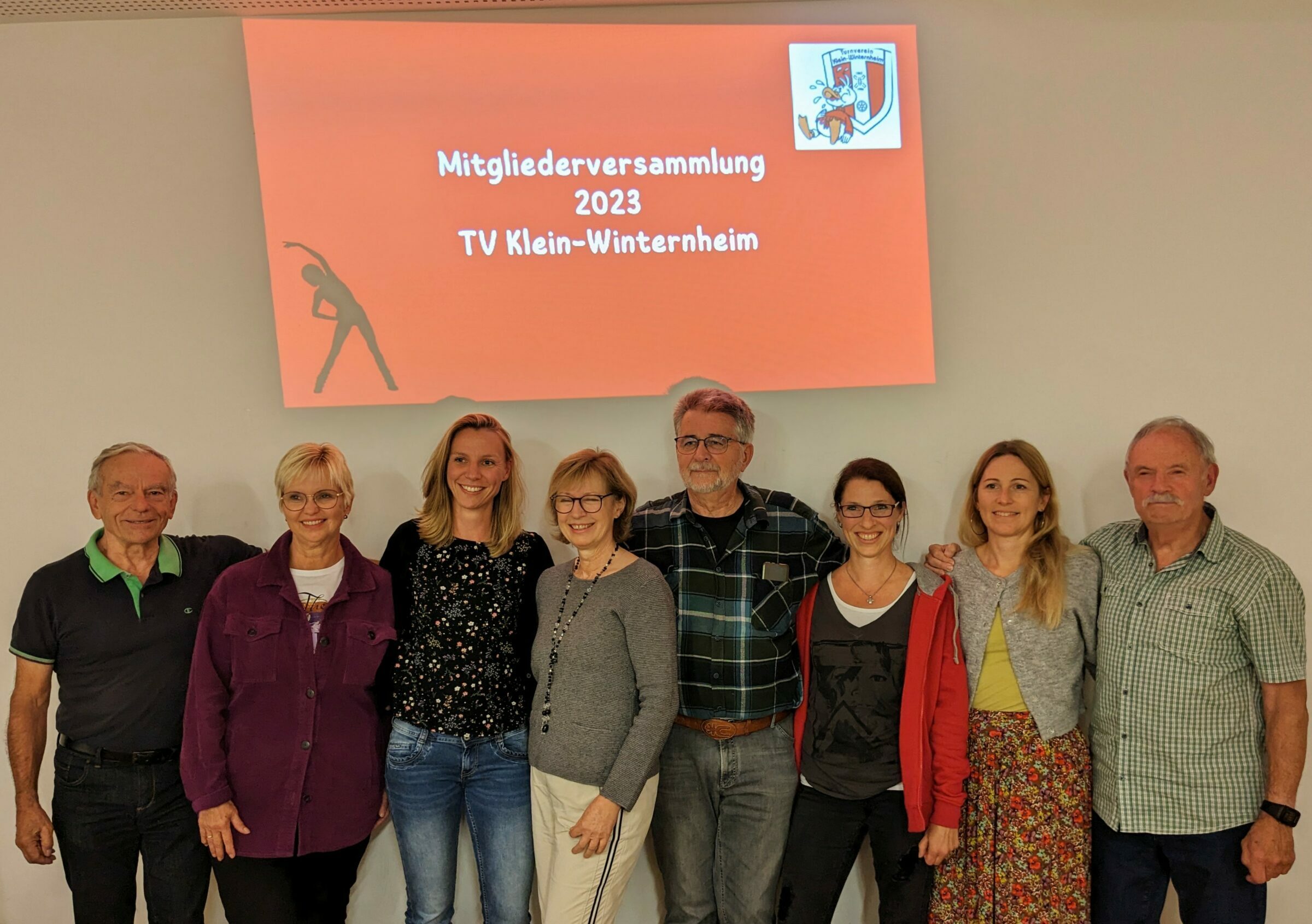 v.l.n.r. Meinolf Kleiner, Dr. Michael Wollstadt, Maria Letzelter, Sabine Molitor, Annika Groß-Bartsch, Petra Becker, Linda Gander, Gabi Eckert, Jürgen Fleischmann